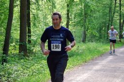 Volkslauf_2010_F_10_u__16km_(144).JPG