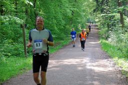 Volkslauf_2010_F_10_u__16km_(220).JPG