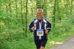 Volkslauf_2010_F_10_u__16km_(88).JPG