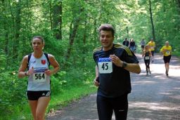Volkslauf_2010_F_10_u__16km_(99).JPG
