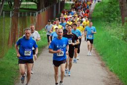 Volkslauf_2010_D_Start_16km_(10).JPG